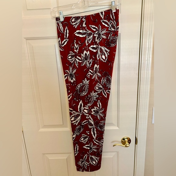 Chicos “Juliet” Cranberry slacks sz 2 (12-14) - Picture 2 of 8